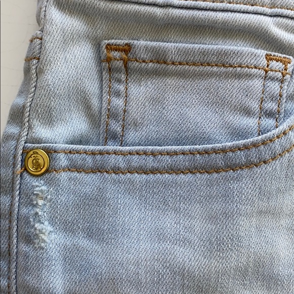 Juicy Couture Light Denim Shorts Size 25 Worn Once - Picture 3 of 5